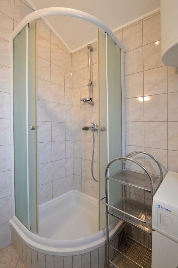 Apartmani Sime Betina  Extérieur photo